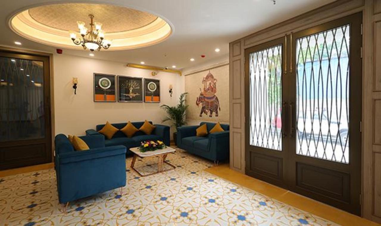 Fabhotel Prime Hampton By Ic'S Noida Esterno foto